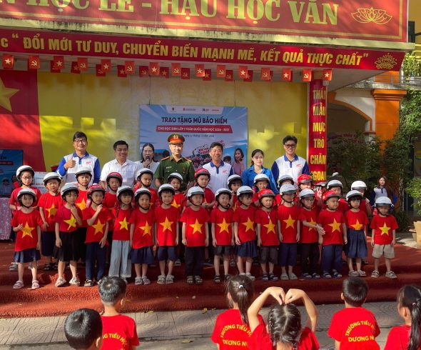 HEAD Vũ Hoàng Lê đồng hành cùng học sinh, phụ huynh lan tỏa thông điệp “An toàn giao thông”