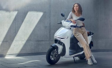 Xe máy điện cao cấp Honda CUV e: Chính thức mở cho thuê tại HEAD Vũ Hoàng Lê